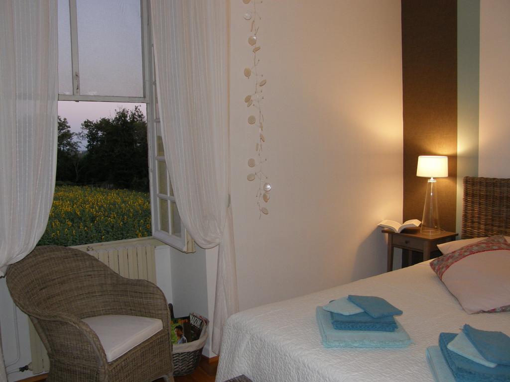 Moncrabeau Chambres D'Hotes Domaine De La Brette חדר תמונה